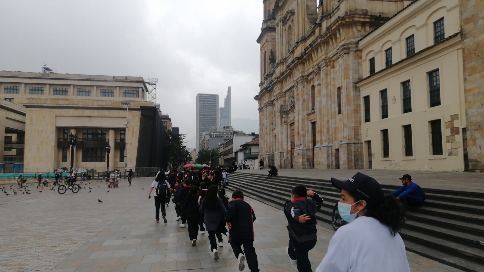 awali-school-recorridos-urbanos-tour-historico-bogota-02