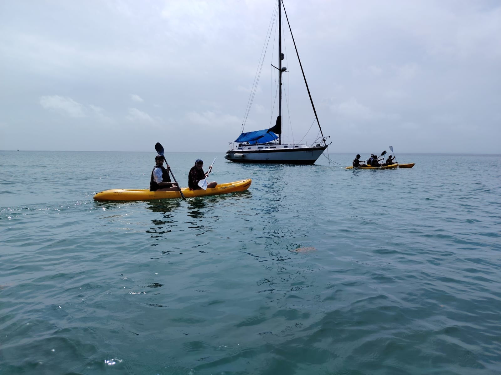 Actividades marítimas en Isla Fuerte Excursión educativa Awalí School